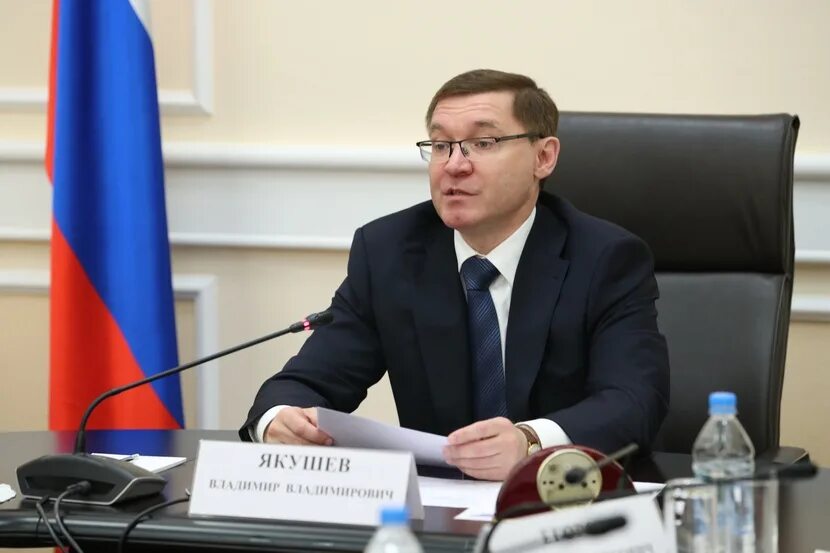 Министра строительства и жилищно коммунального хозяйства. Ирек файзуллин. Ирек файзуллин министр. Министра строительства и жилищно коммунального хозяйства. Министра строительства и жилищно коммунального хозяйства.