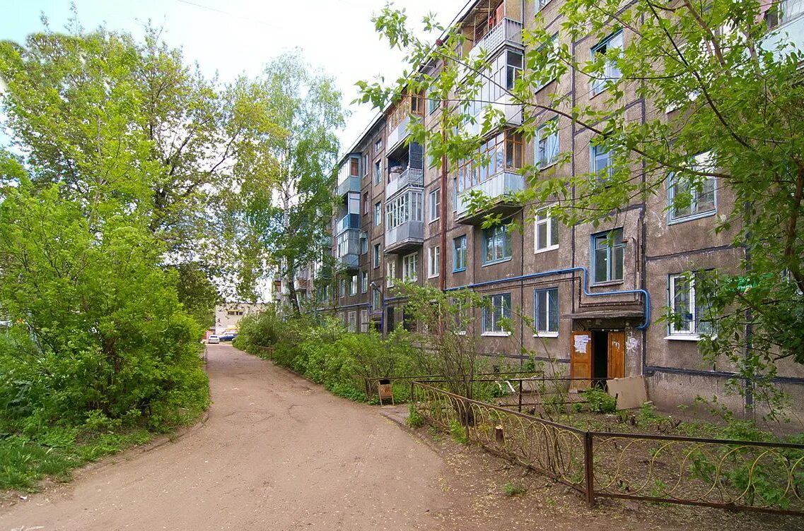 Ул сабира ахтямова 9 казань. Девятиэтажки в казани. Татстрой казань. Республика татарстан казань улица ахтямова 1 паруса. Аделя кутуя 110д корпус 2.
