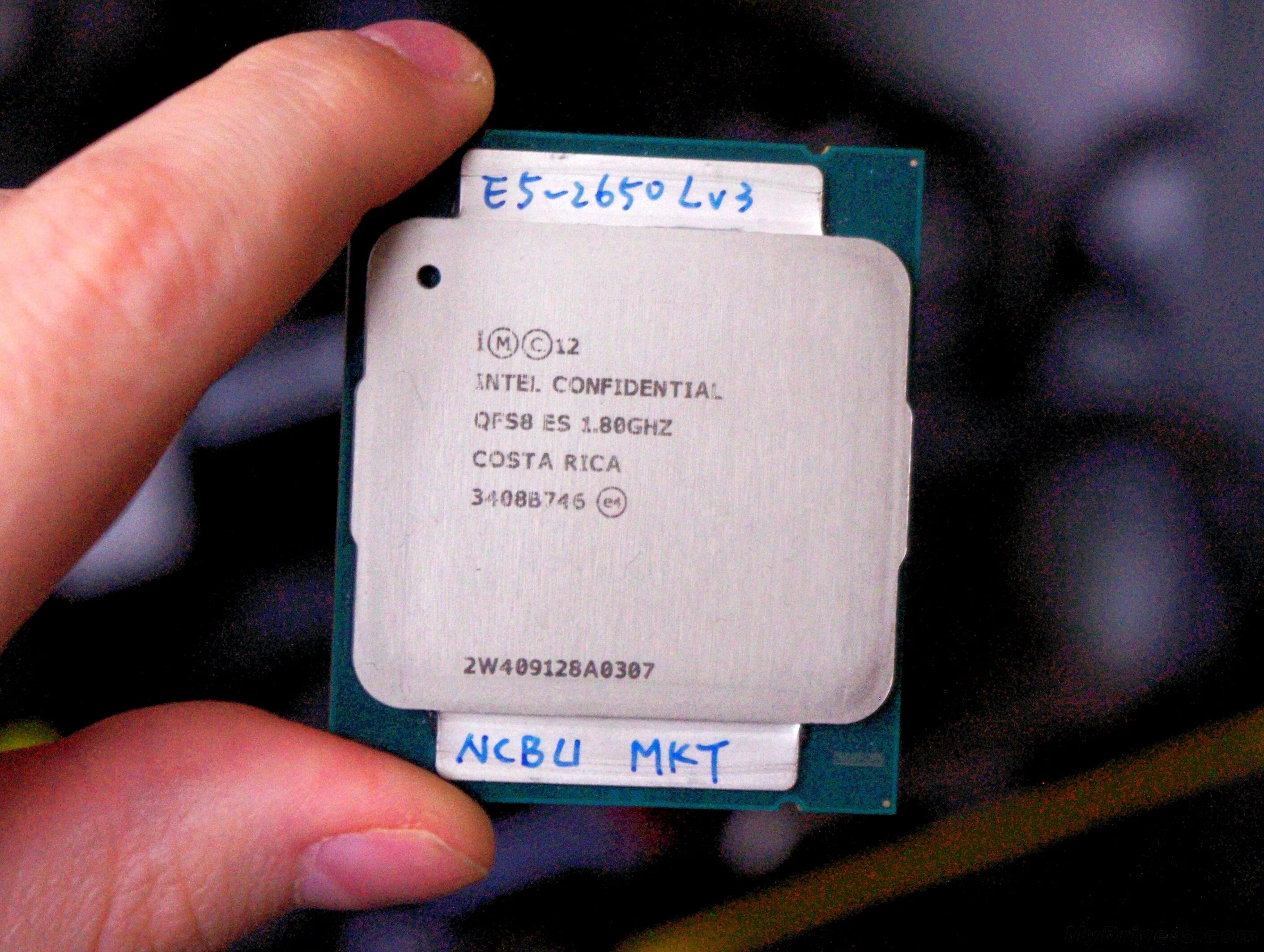 Интел е5 2650. Intel Xeon e5 2650 v3. Intel Xeon e5 2690. Intel Xeon e5 2690 v3. Intel Xeon e5-2648l v3.