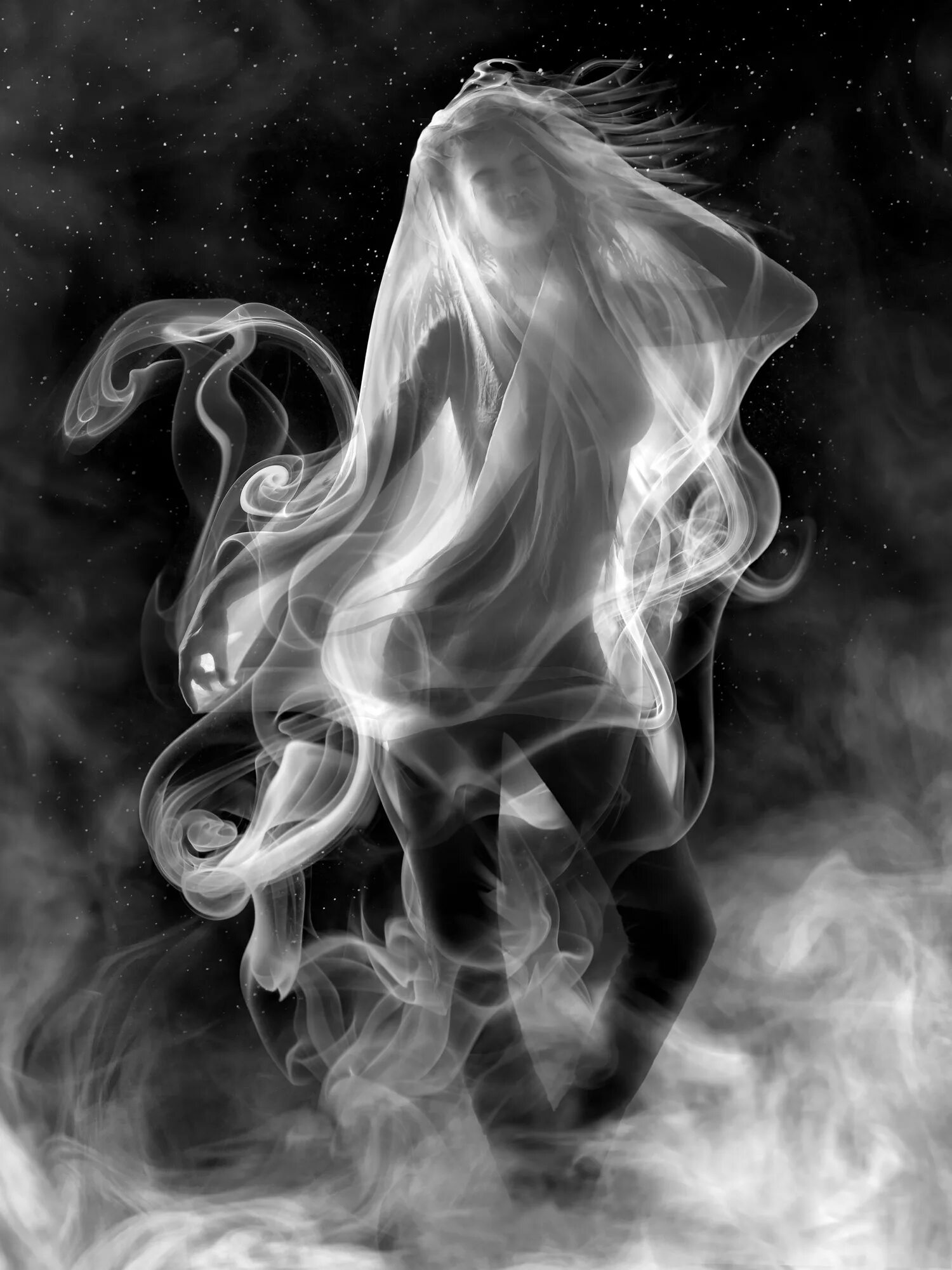 Музыка дымок окутал. Дым. Фигуры из дыма. Девушка из дыма. Образы из дыма.