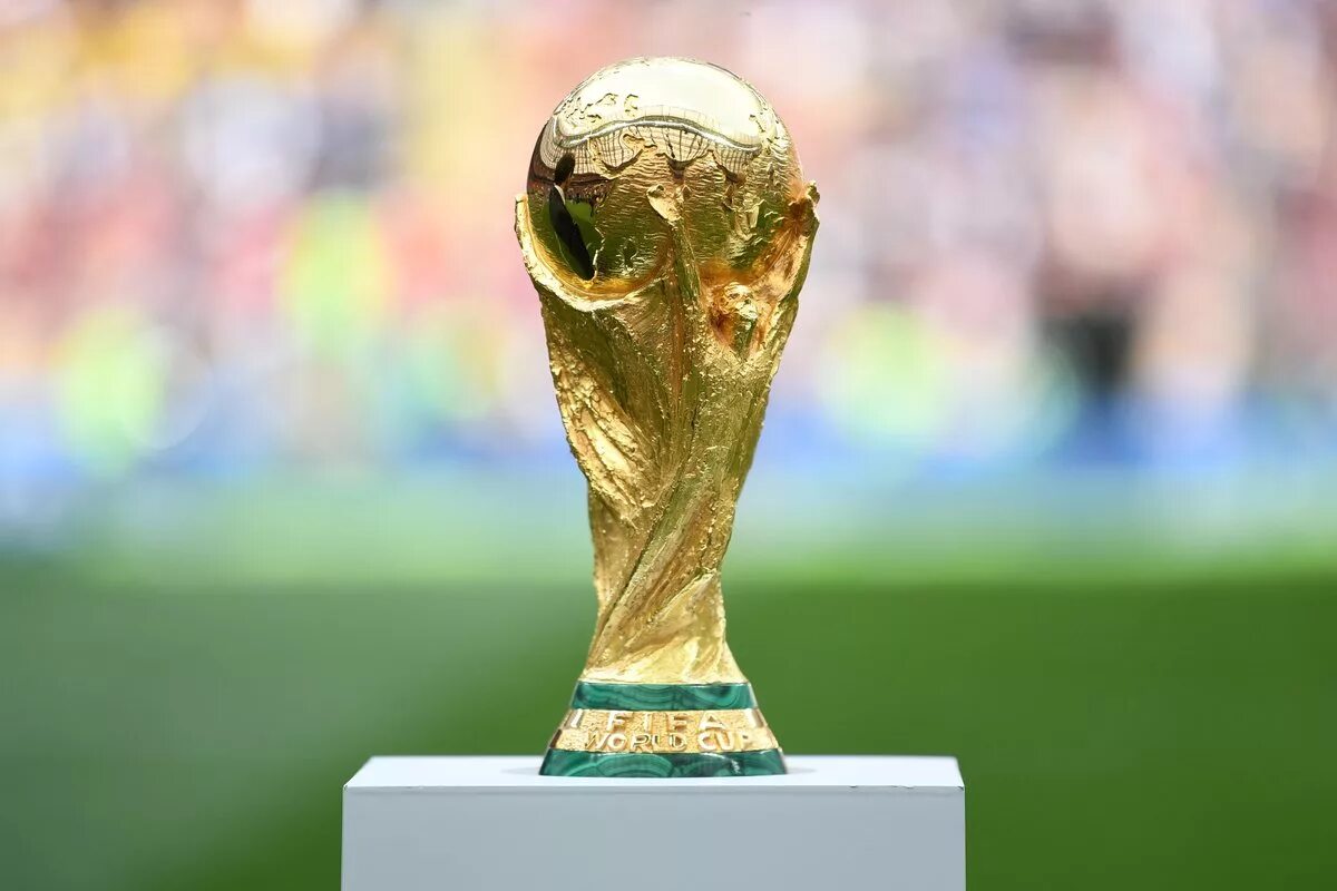 Мир футбола fifa. FIFA World Cup Trophy 2022. FIFA World Cup Trophy 2018. World Cup 2022 Trophy. Кубок ФИФА 2022.