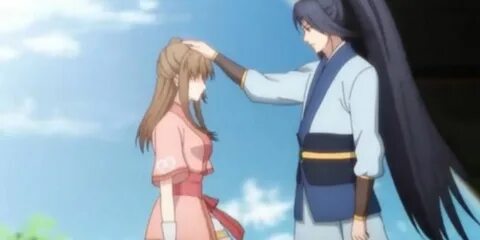 Liuyun Nangong pats Su Luo on the head 