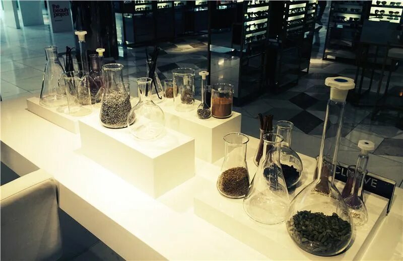 Лаб фрагранс нюд. Авиапарк лаб фрагранс. lab fragrance амброксан. джамбулат гаджиев лаб фрагранс. лаборатория фрагранс плохая девочка.