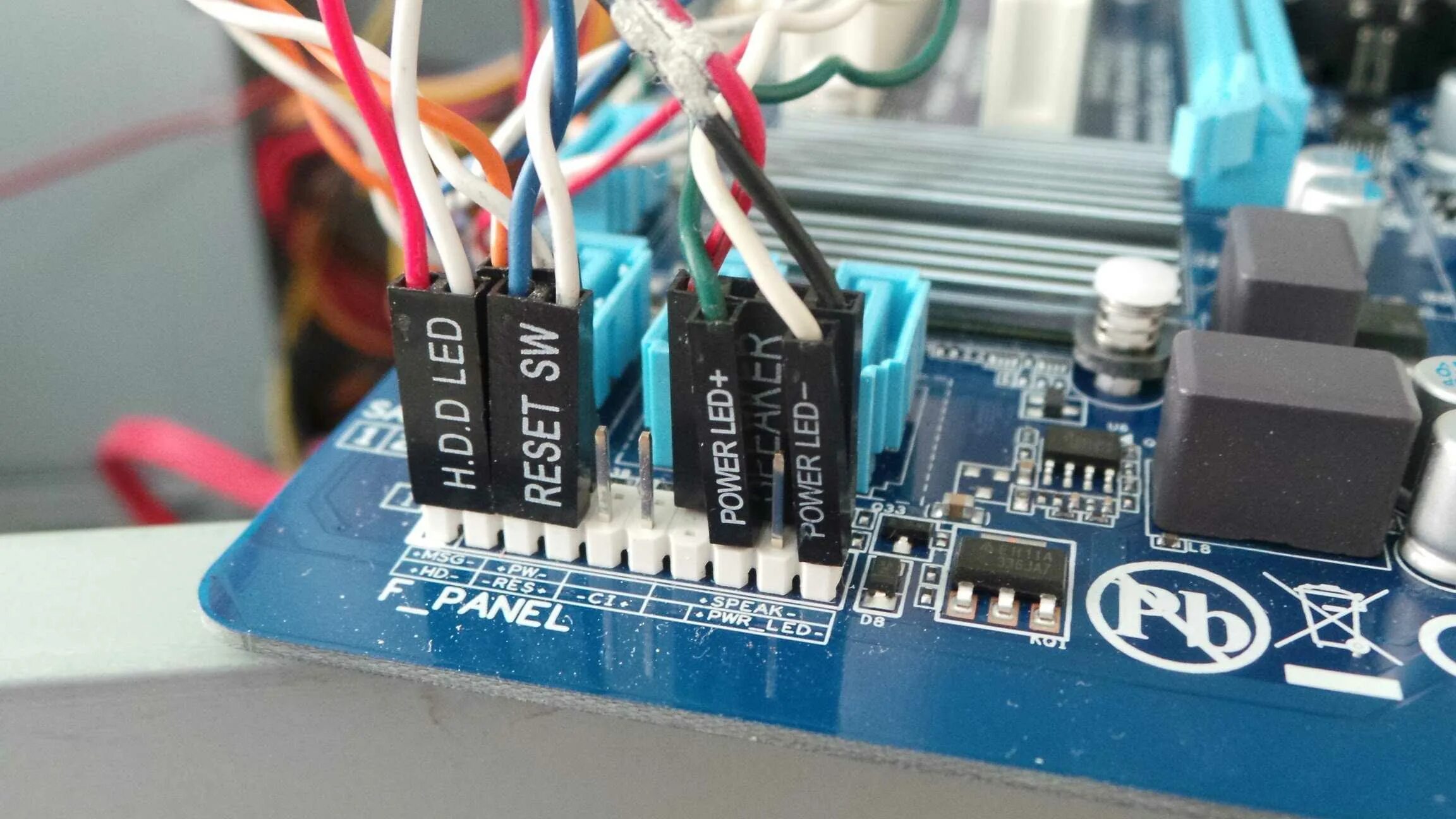 Как подключить панель компьютера. Как подключить панель компьютера. Разъем power led power sw. Как подключить панель компьютера. Разъемы для передней панели материнской платы asus.