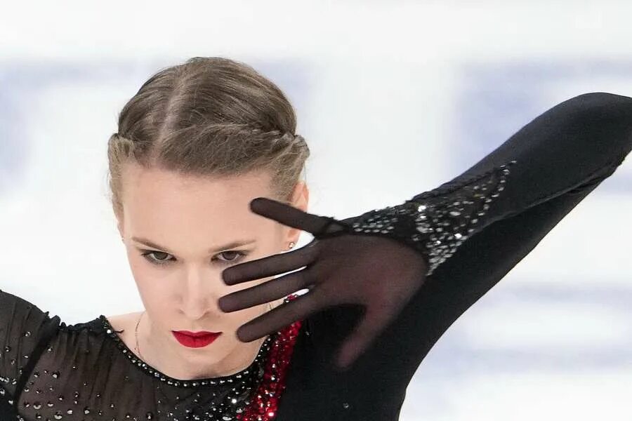 Майя хромых фигуристка. Майя хромых фигуристка 2021. Майя хромых фигуристка. Майя владиславовна хромых. Майя хромых травма.