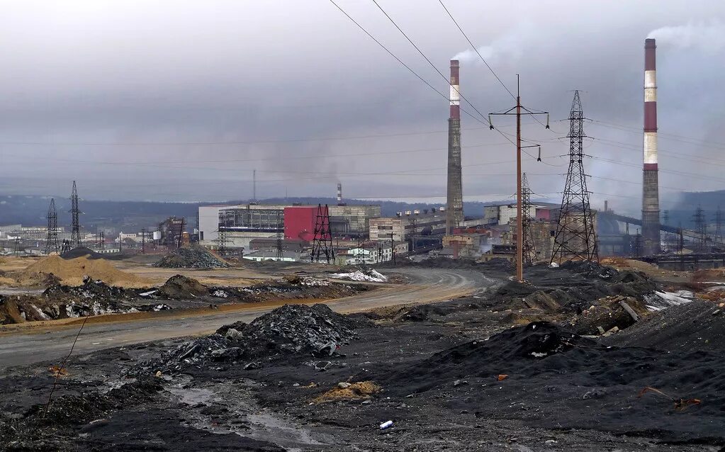 Кольская гмк никель. Стоимость никеля на бирже. Самородок никеля. Ферромолибден фмо55. Никель город мурманская область.