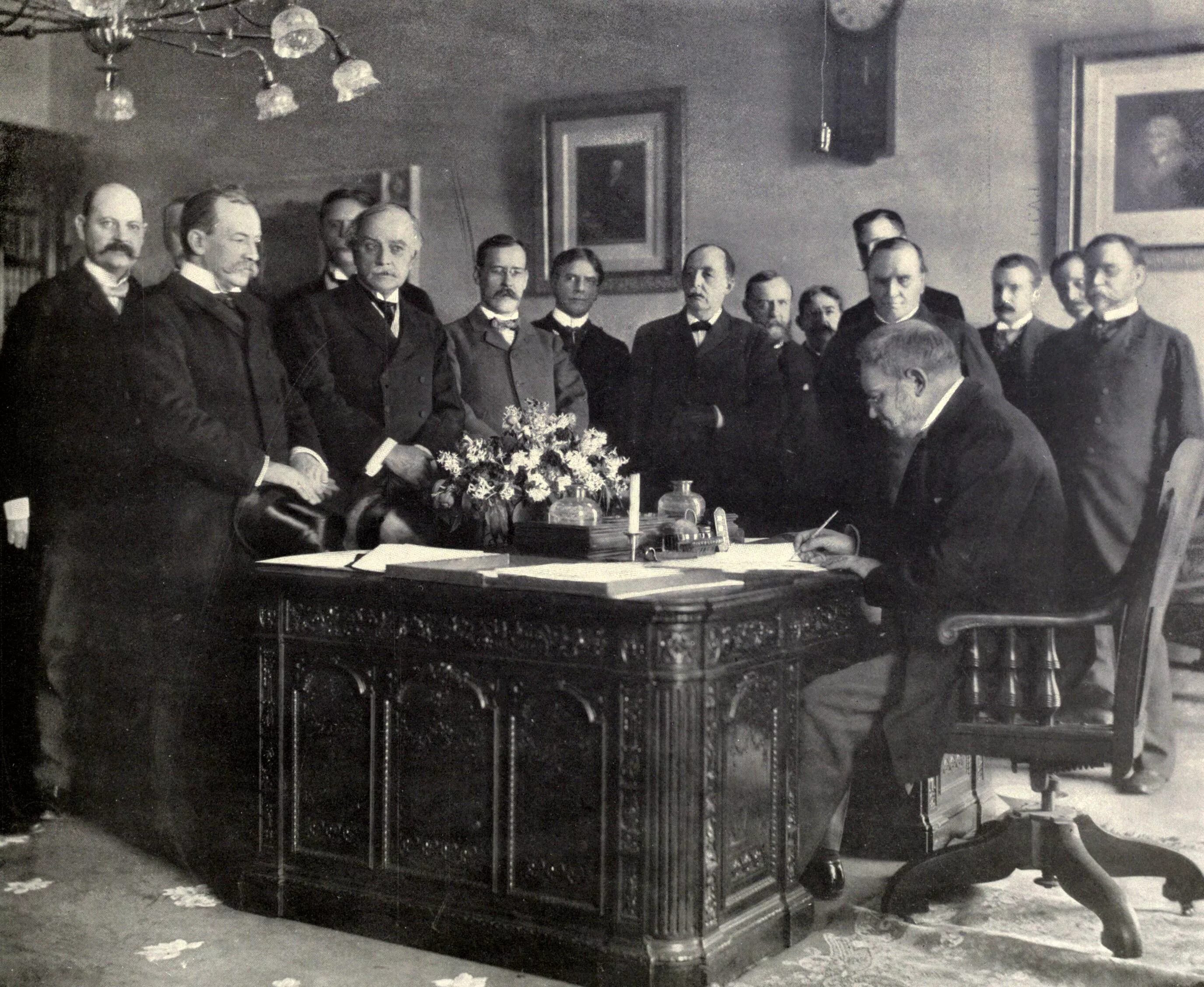 Treaty of Paris 1898. Парижский Мирный договор 1898. Парижский мир 1898. Французский дипломат Жюль Камбон. Парижская конвенция г