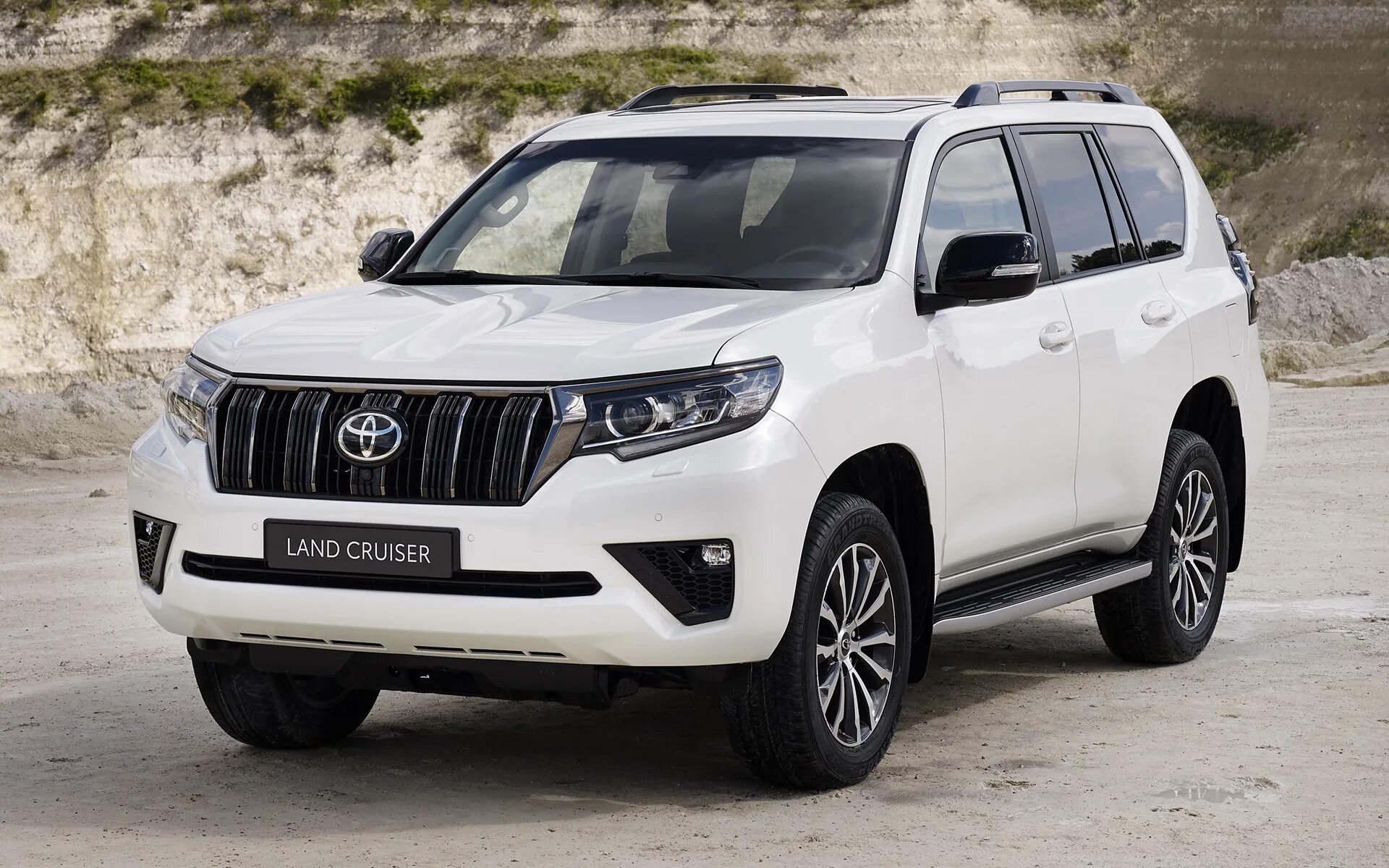 Фото нового ленд крузер прадо. Toyota Land Cruiser Prado 2021. Toyota Land Cruiser Prado 2022. Toyota Land Cruiser Prado 2020. Toyota Land Cruiser Прадо 2020.