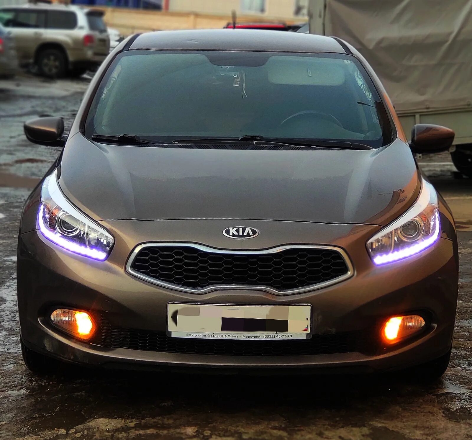 Kia Ceed 2013. Kia Ceed 2013 фара. Фара Киа СИД 2. Фара Киа СИД 2013. Фара сид 2