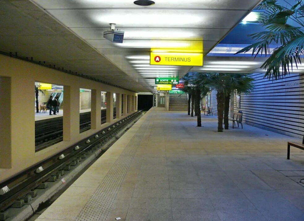 Automatic subway