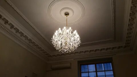 Розетка под потолком