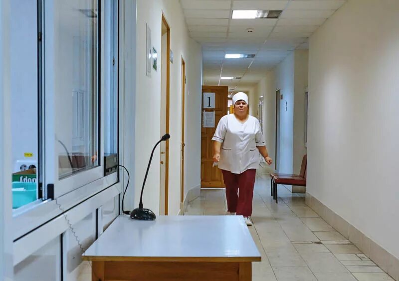 Больница плеханова липецк. Липецкая психоневрологическая больница. Липецк областная психоневрологическая больница. Липецкая психоневрологическая больница. Дверь в больнице.