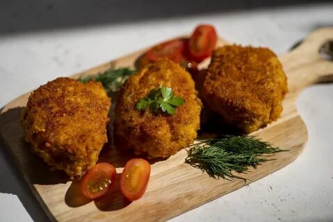 Котлеты по киевски с грибами