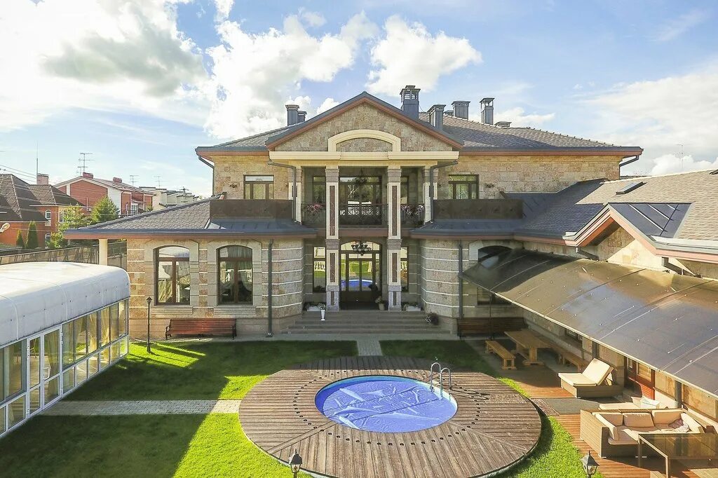 дом в троицке челябинской области. снять дом длительно троицк. коттедж на сутки. троицк южная 2 коттедж. оркнейский коттедж.