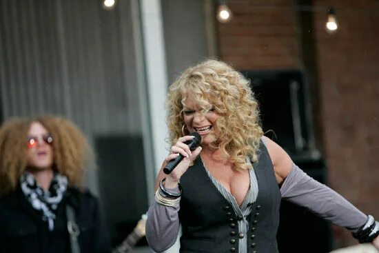 Н басков 2022. Лариса долина и алексей булдаков 1997. Алексей булдаков и лариса долина. Долина клип. Что исполнял лариса долина.