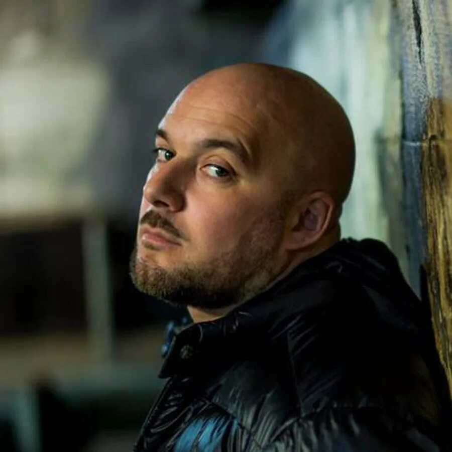 Немецкий рэп. Титус немецкий рэпер. Schokk мясорубка обложка. Голос германии рэп. Kool savas немецкий рэпер.