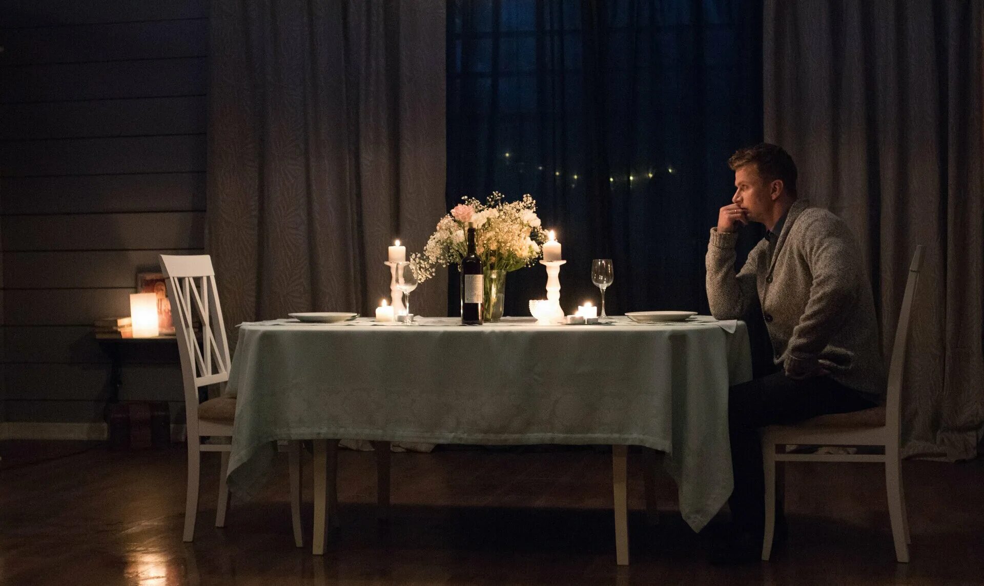 Семь ужинов (2019). Комедия 7 ужинов. Режиссер семь ужинов. Ужин 2019. Семь ужинов (2019).