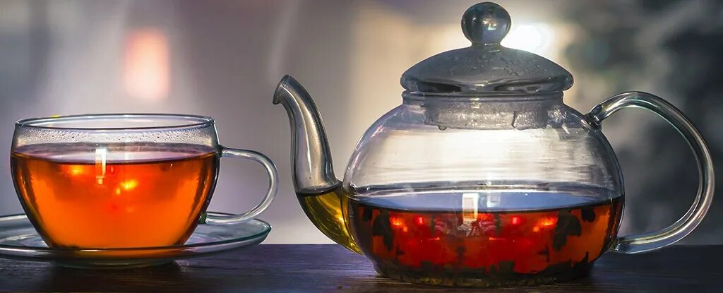 Афганский чайник. Black Tea and Weed. Почему в жару пьют горячий чай.
