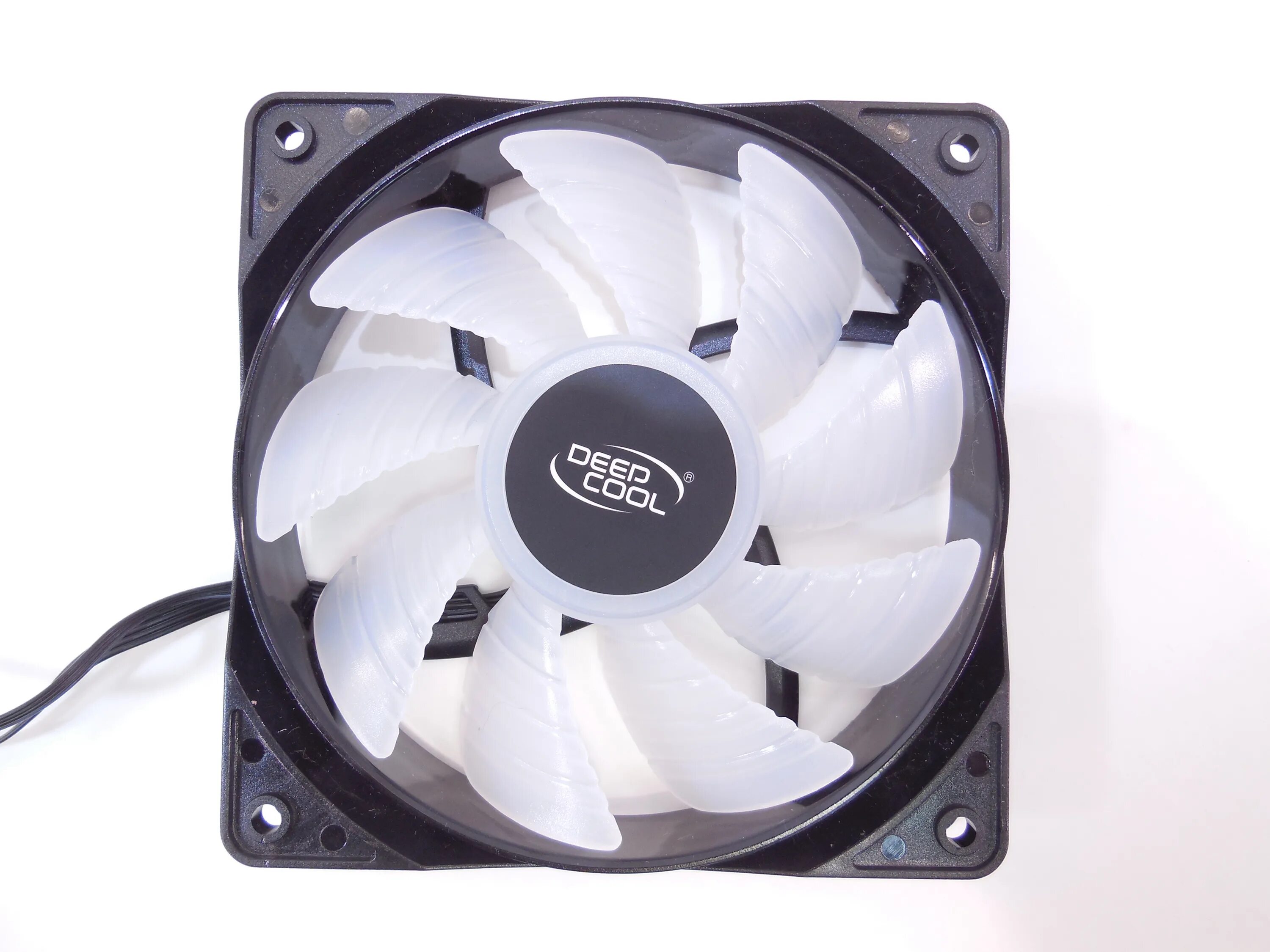 Кулеры для компьютера 120. Вентилятор Deepcool df1202512cl. Deepcool df1202512cl-076. Deepcool df1202512cl белый. 120x120mm Deepcool.