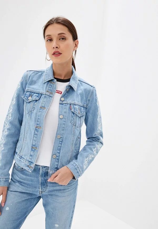 Купить джинсовую куртку женскую в интернет магазине. Куртка короткая Levis Levis. Джинсовая куртка левайс женская. Джинсовый костюм левайс. Женская джинсовка Ливай Levis.