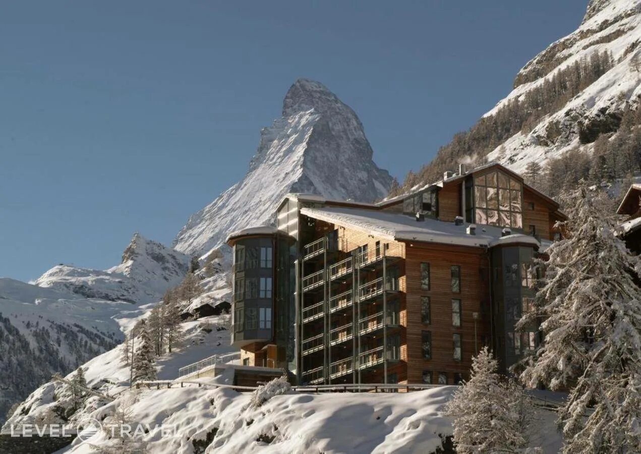 Гостевые дома в горном. Отель Омния Церматт. The Omnia Церматт, Швейцария. Церматт Швейцария вершина. Церматт Швейцария горнолыжка.