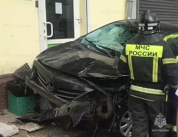 Спасатели МЧС принимали участие в ликвидации ДТП в г. Калуга, ул. Грабцевское шо