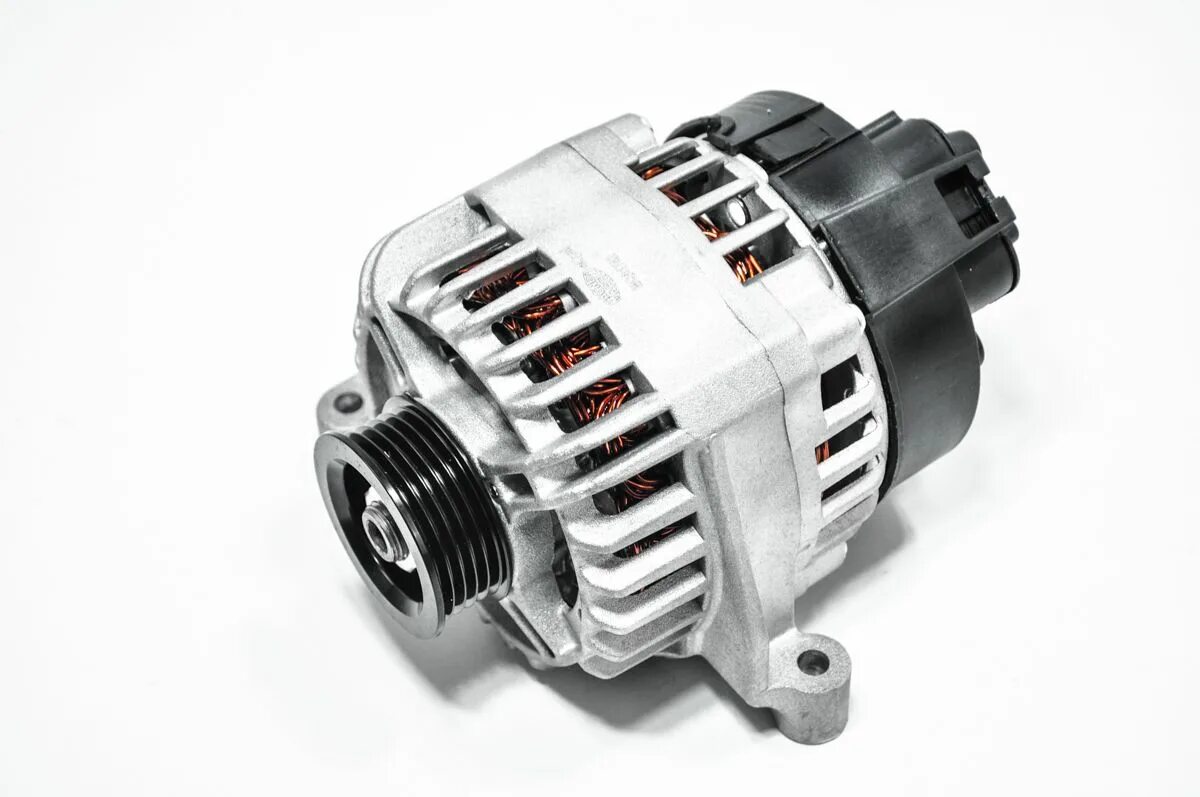 Генератор фиат альбеа 1. Генератор альбеа. 4 2008 генератор. Фиат генератор 90а. Генератор на фиат пунто 1.