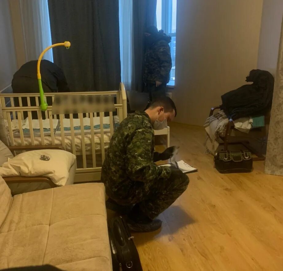 Новое по убийству детей в екатеринбурге. Дети в квартире. мать убила детей в екатеринбурге. убийство 3 детей в екатеринбурге. в екатеринбурге мать убила троих детей.