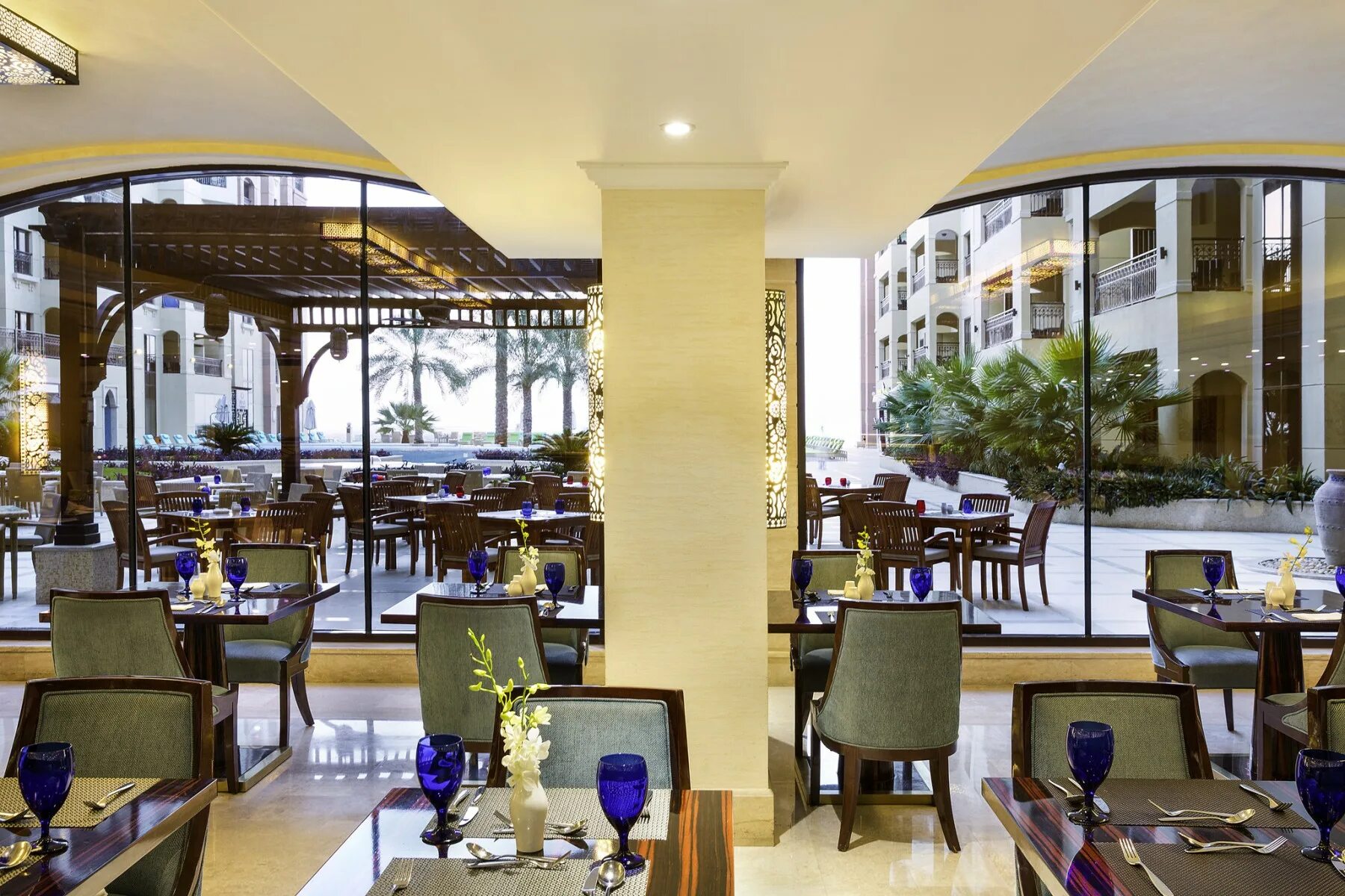 Marjan island resort эмираты. Marjan island resort &amp; spa 5*. отель марджан исланд резорт оаэ. marjan island resort spa 5 рас-эль-хайма. hampton marjan island 5 рас аль хайма.