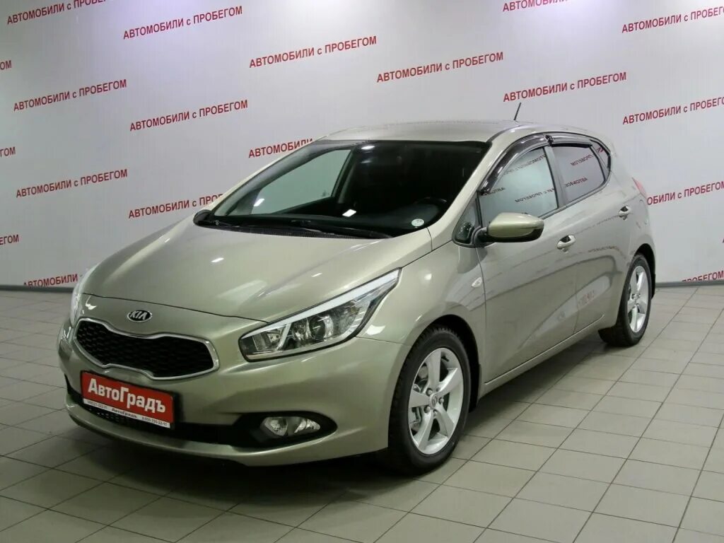 Kia Ceed 2012 1.6 автомат. Киа СИД 2013г хэтчбек. Киа СИД 2012 1.6 автомат универсал. Kia cee'd, 2013г. Киа сид 11 год