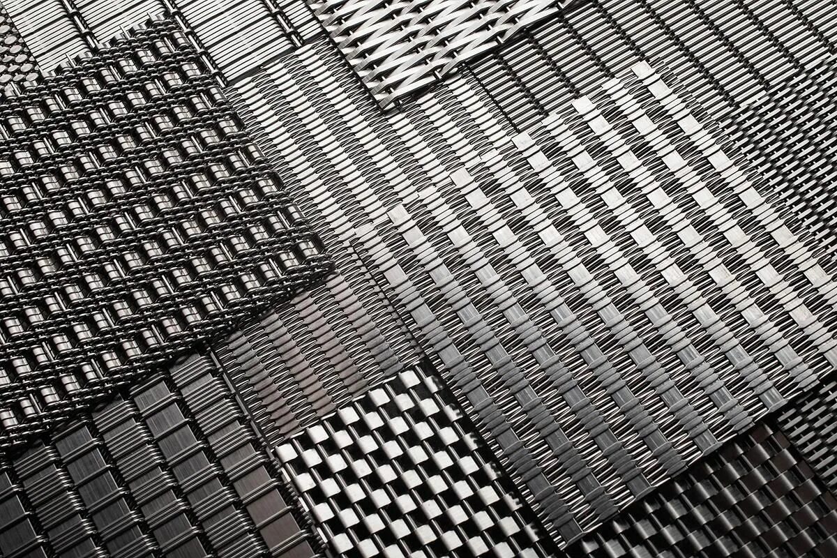 Design metal. Мебель из углеволокна. стена из углеродное волокна. metal woven. стиль техно металлические конструкции.