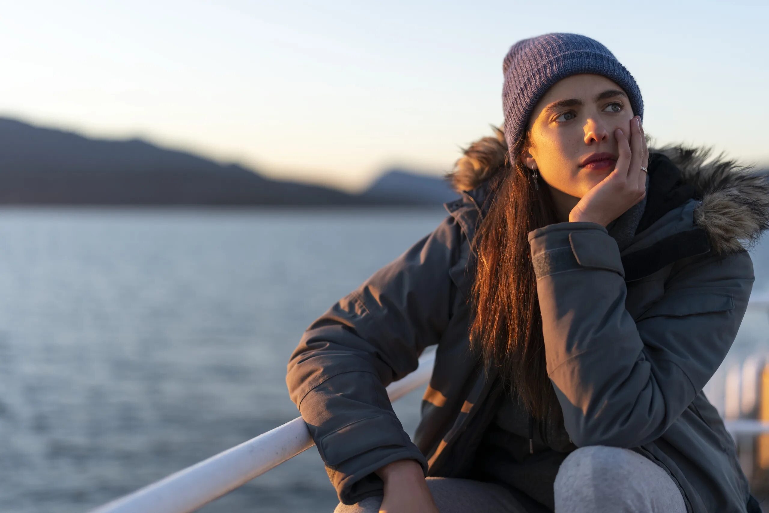 Maid нетфликс. Уборщица сериал нетфликс. Рассказы матерей одиночек. Maid сериал 2021. Уборщица сериал 2021.