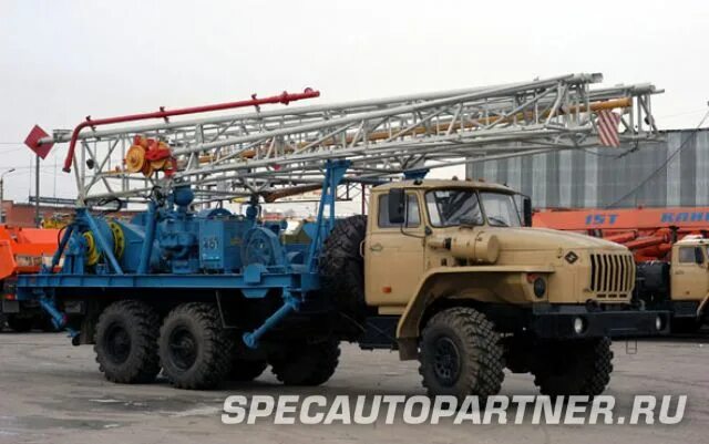 Камаз 43118 кислотник. Агрегат 32. Син-35 на шасси камаз 43118. Кислотный агрегат син-32. Агрегат 32.