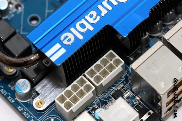 Питание процессора i5. Gigabyte x58a-ud9. Разъём питания материнской платы Gigabyte. 8 Pin материнской платы Gigabyte. Gigabyte b550 разъемы питания процессора.