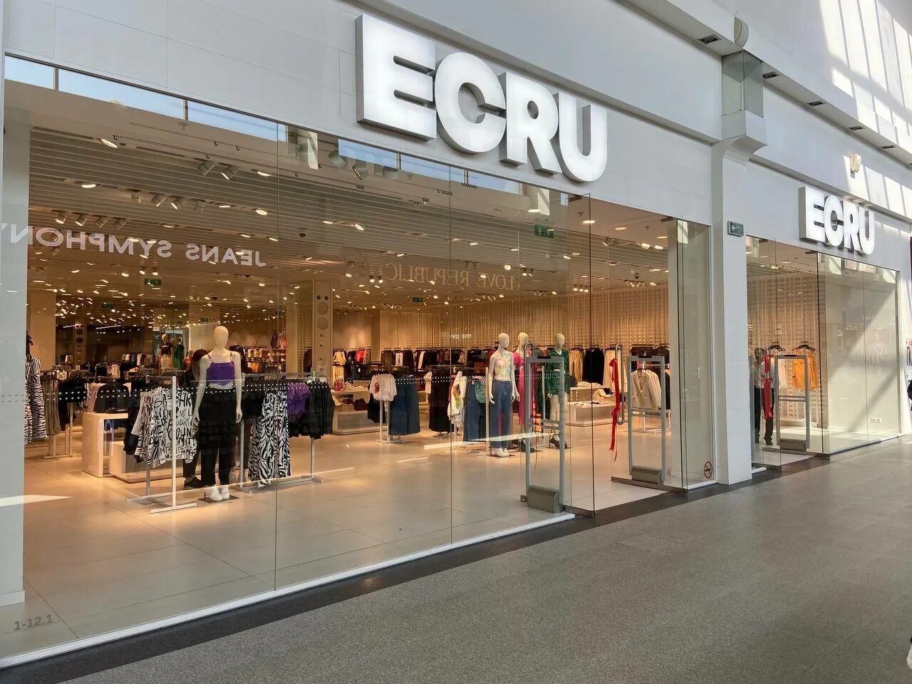 Ecru какой бренд. Ecru какой бренд