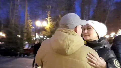 Подождать ж