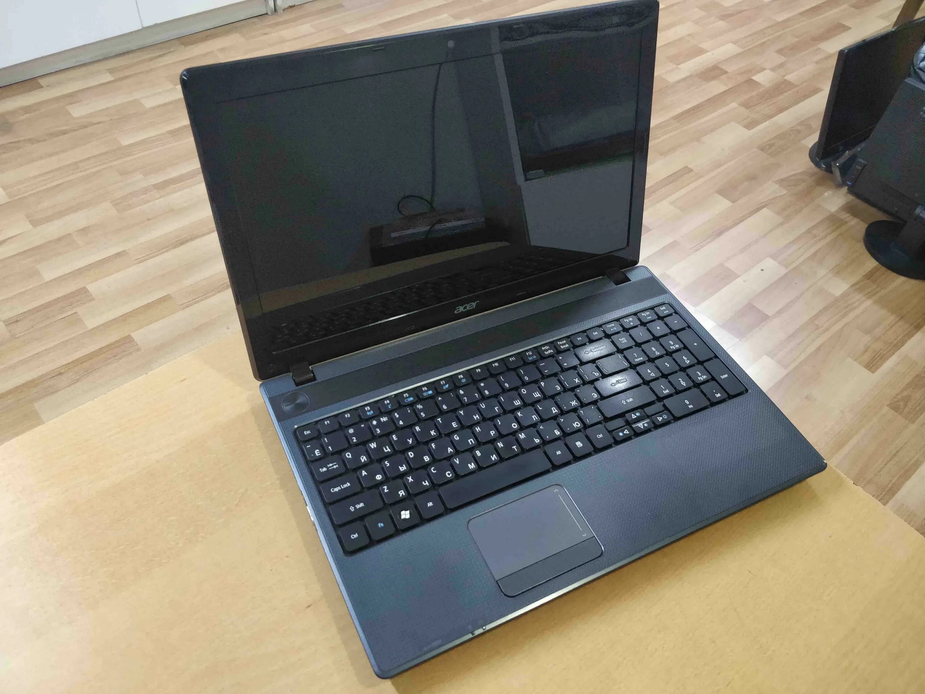 Aspire 5733z. Acer Aspire 5733. Acer 5733. Нетбук Baku. Acer Aspire 5733z UEFI.