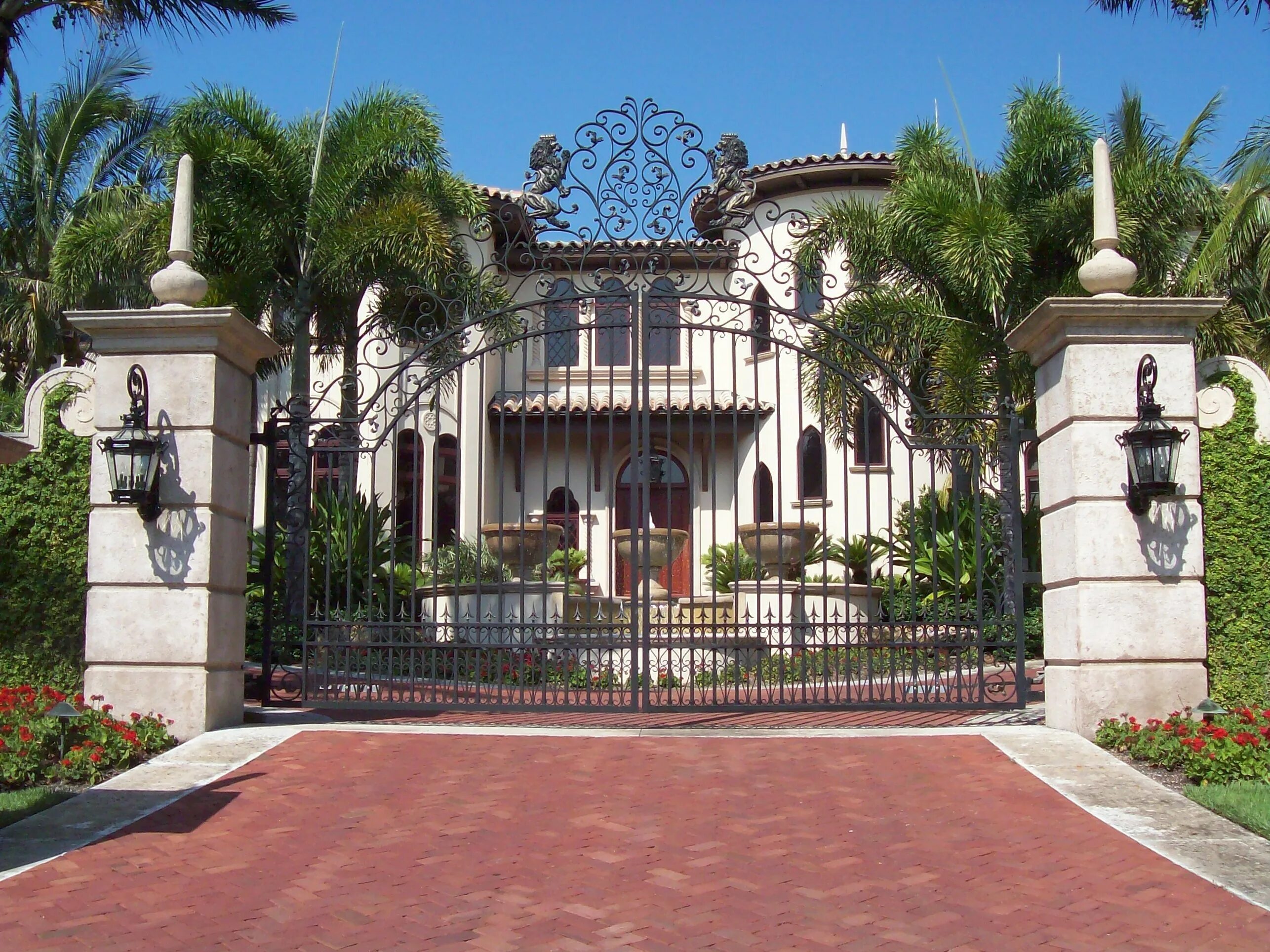 Особняк идальго. Беверли хиллз. beverly hills город. архитектура беверли хиллс. лос-анджелесе особняк le palais.