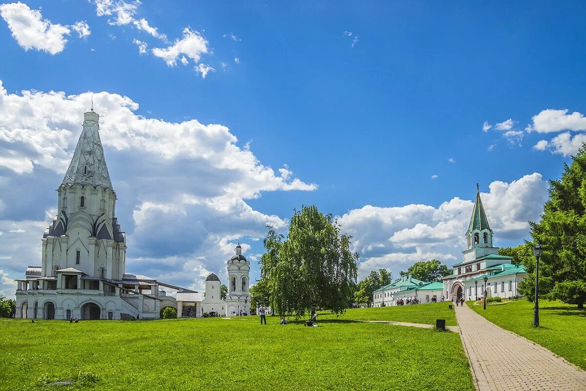 Звон в коломенском. Коломенское музей-заповедник. Парк-музей Коломенское Москва. Парк заповедник Коломенское. Усадьба Коломенское.