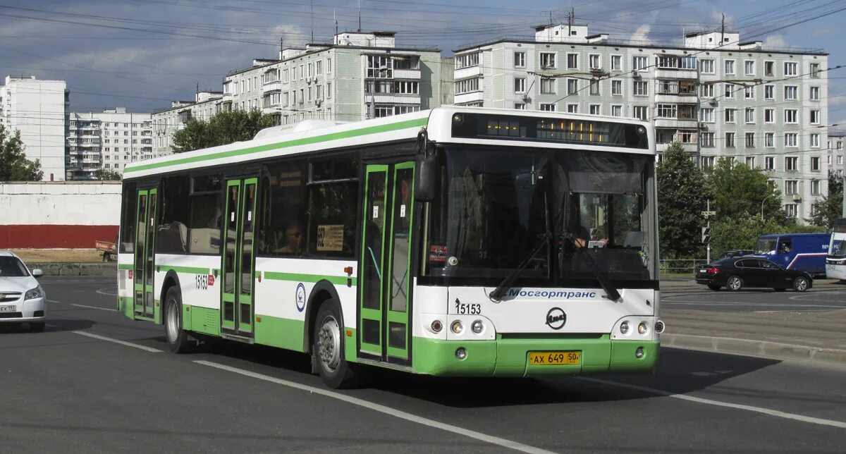 Автобус 342 москва. Мерседес конекто мосгортранс. 652 автобус москва. Автобус мерседес бенц мосгортранс. Москва 652.