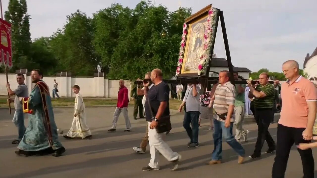 Крестный ход в белгороде 2024 видео. Крестный ход Орск 16 июня. Крестный ход Новороссийск 2024. Крестный ход в Коммунарке. Орск. Крестный ход вчера.