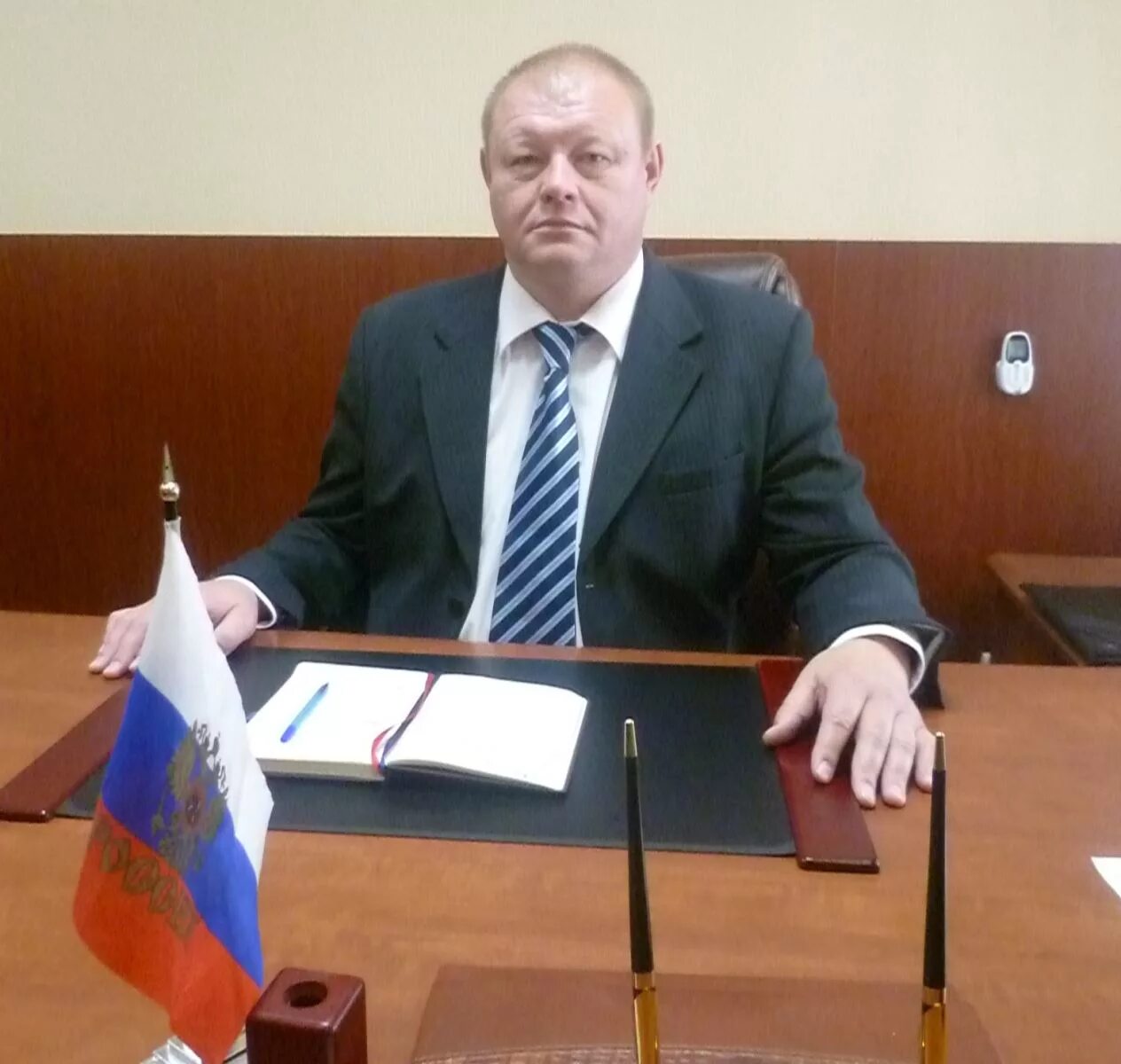 Глава сельского поселения. Глава администрации Сосновского сельского поселения. Администрация п Есаульский Сосновского района. Глава Долгодеревенского сельского поселения Челябинской. Глава сырскогопоселения.