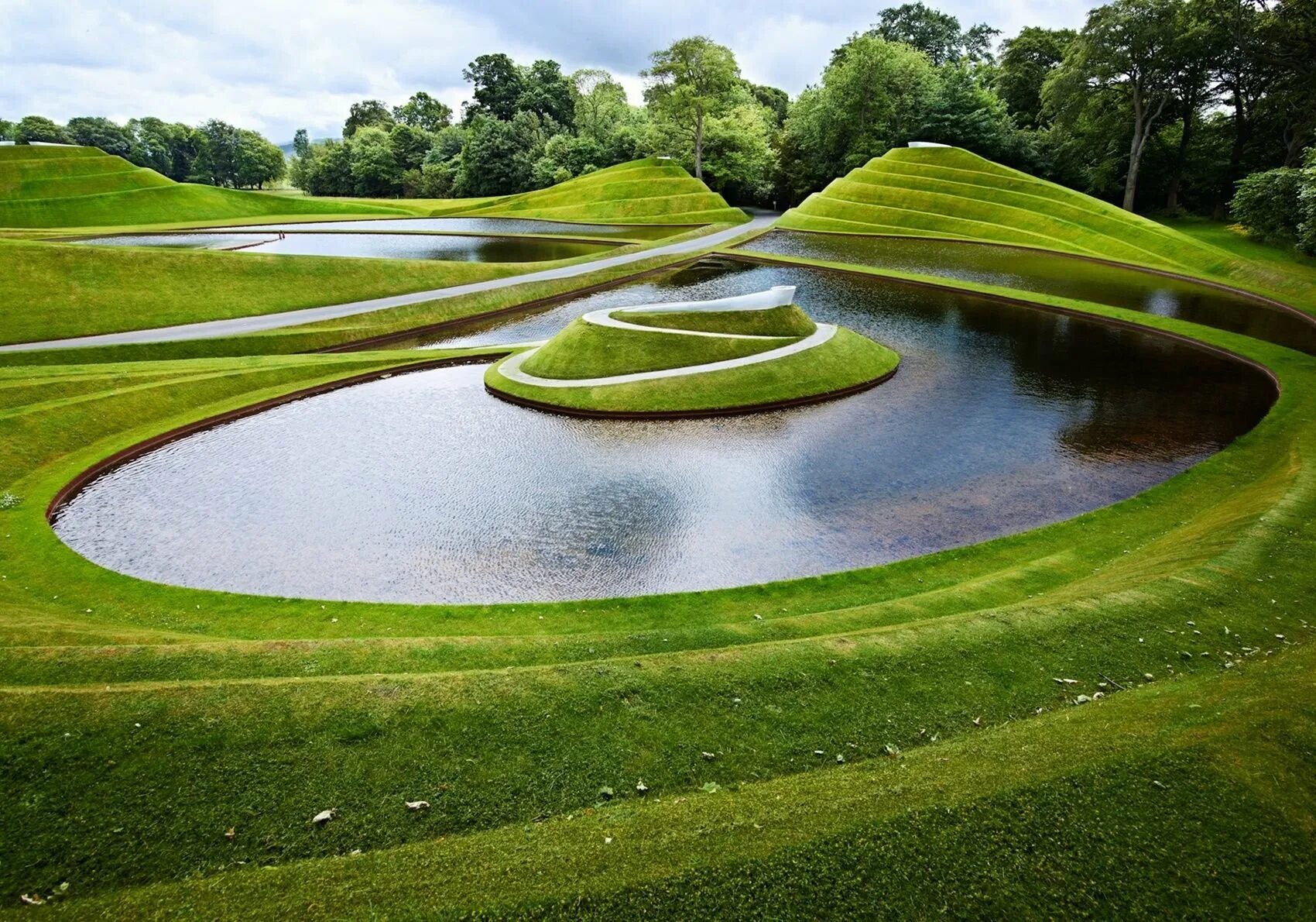 Искусственные водоёмы созданные человеком. Водохранилища это искусственные водоёмы созданные. Искусственные водоемы география. Искусственные водоемы созданные человеком. Водохранилище это искусственный водоем.