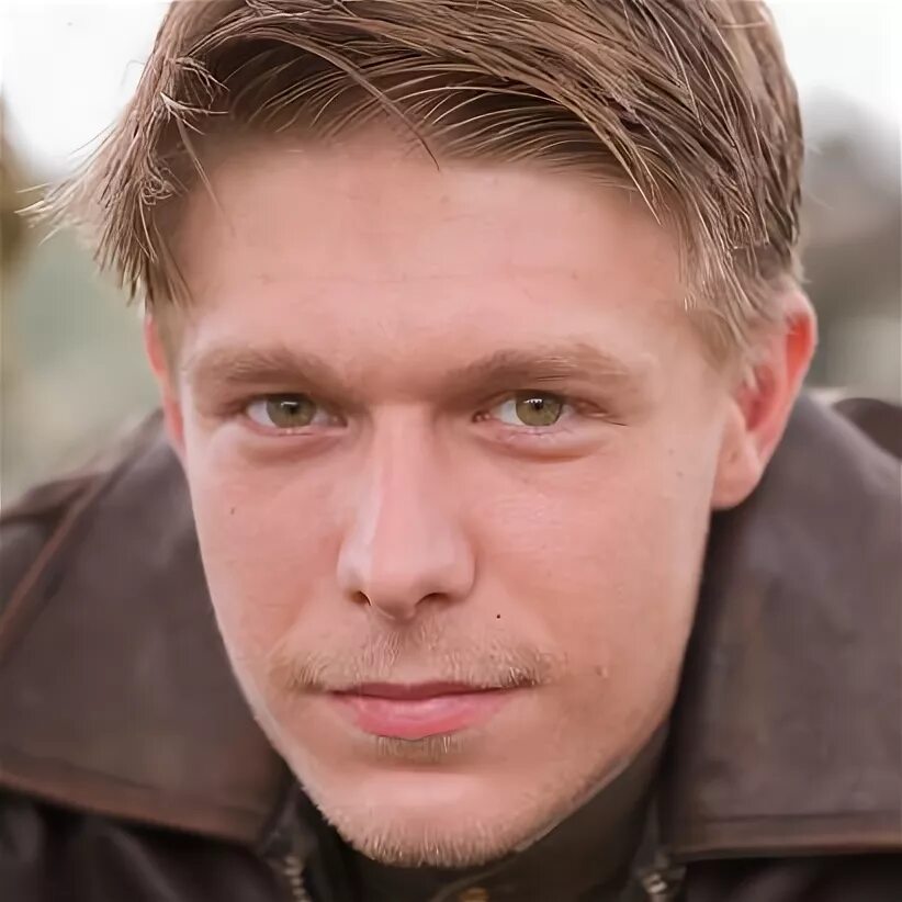 Актер исполнивший роль. Актер исполнивший роль