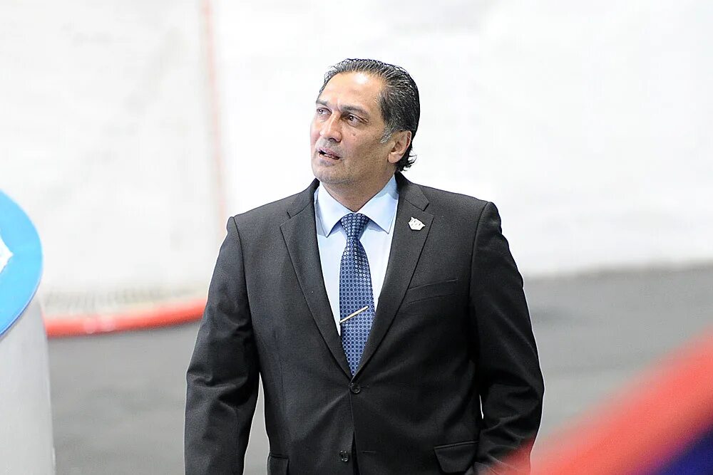 А. Сулейманов р р. Сулейманов р р. А. Альвар сулейманов хоккеист.