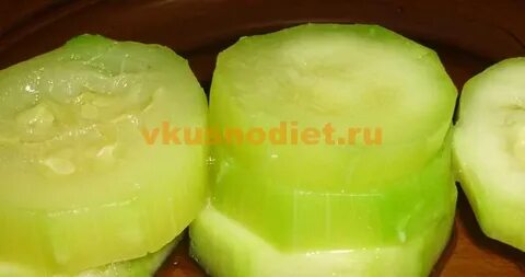 Кабачки на пару в мультиварке