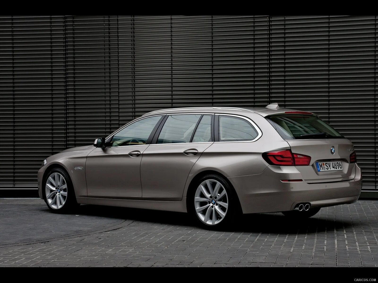 5 series 2010