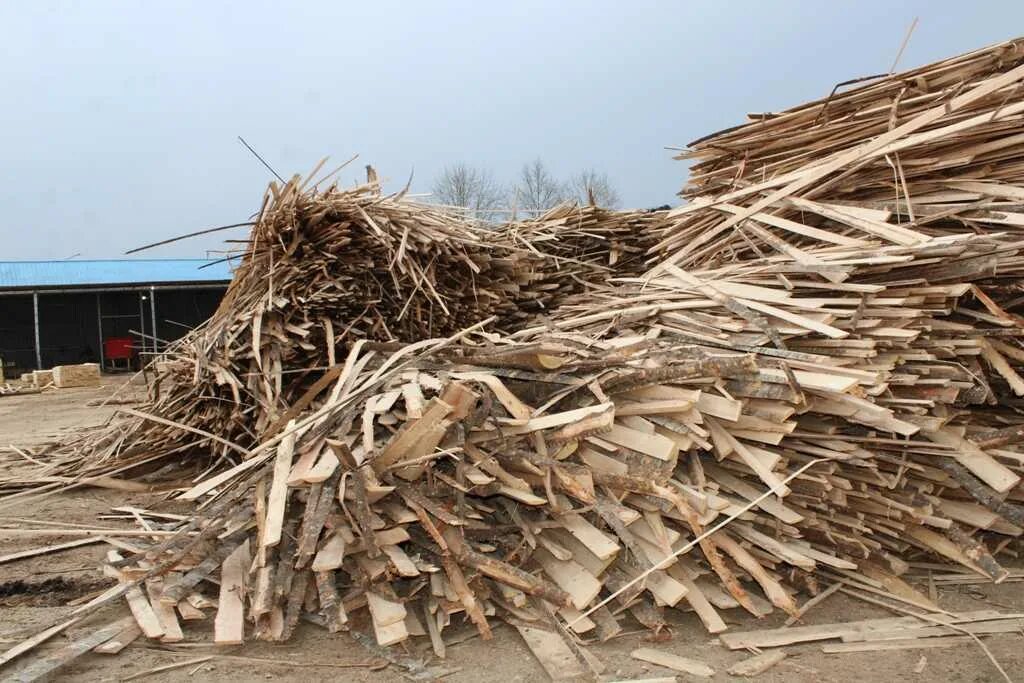 Древесных отходов. Деревянные отходы. Утилизация древесины. Отходы деревообработки. Утилизация отходов древесины.
