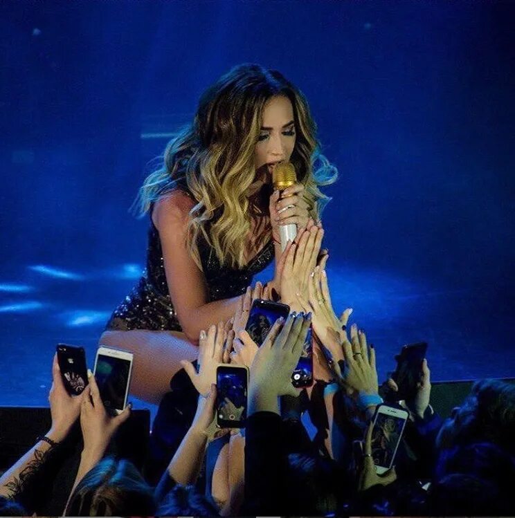 дом 2 участники сейчас 2021. дом 2 концерт в олимпийском. дом 2 новый год 2012. дом 2 концерт 2007. дом 2 участники 2017.