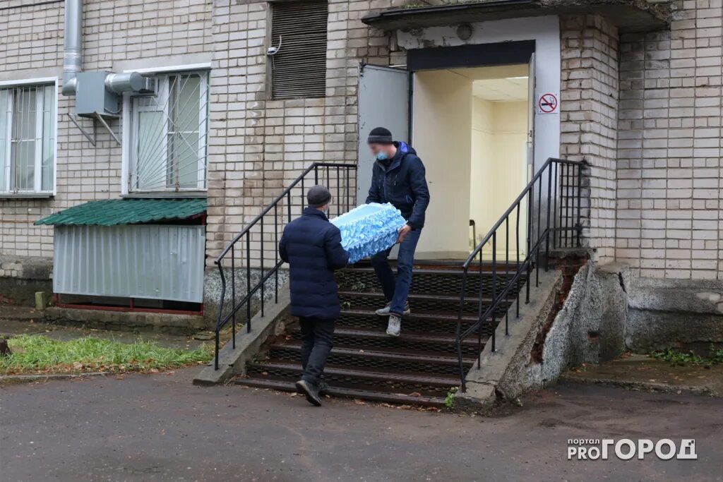 Сколько погибло из кировской области. Деревня ложкари Кировская область пожар. Ложкари Кировская область Юрьянский район. Ложкари похороны детей. 4 Ребенка сгорели в Кировской области.